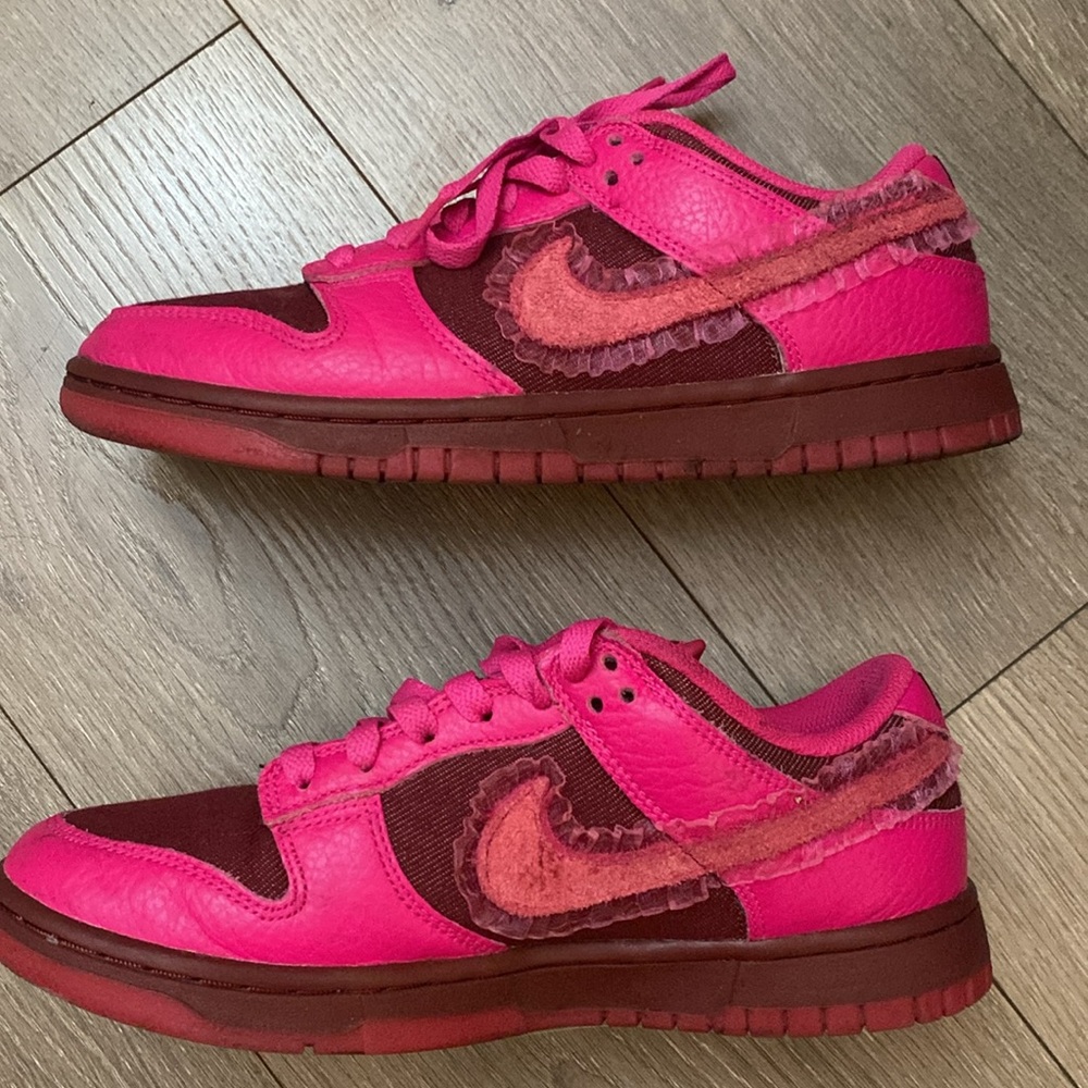 Nike Valentines day dunk lows pink and frills
